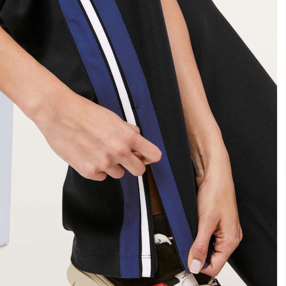 LuluLemon Cover Your Tracks Pant *31" Black Size 10 - Picture 5 of 9